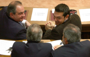 Γιώργος Λακόπουλος: Ποιος φοβάται τον Καραμανλή;