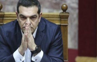 Economist: Ο Τσίπρας θα πιει το κώνειο στις εκλογές