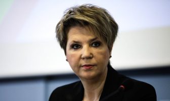 Οργή Γεροβασίλη για την αδράνεια της αστυνομίας στην επίθεση του Ρουβίκωνα στη Βουλή