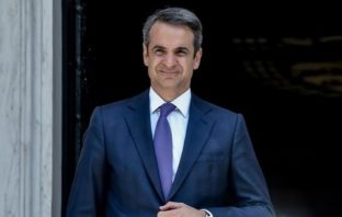 Συναντήσεις Κ. Μητσοτάκη με Ρέγκλινγκ και Ιερώνυμο