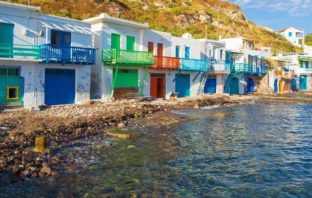 Ως το καλύτερο νησί της Ευρώπης για το 2019, ψηφίστηκε η Μήλος