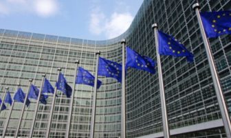 Κομισιόν: “Το σχέδιο του προϋπολογισμού αντανακλά τις συζητήσεις μας”