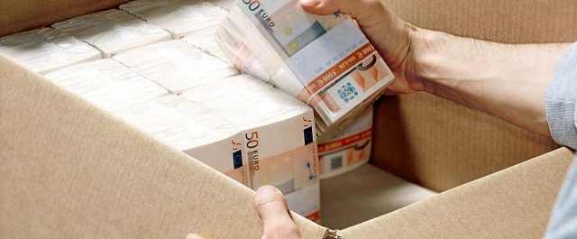 Παρατείνεται η προθεσμία, παγώνουν τα πρόστιμα για τα αδήλωτα