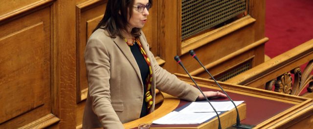 Παπανάτσιου: Η κυβέρνηση εργάζεται σκληρά για το κλείσιμο της αξιολόγησης