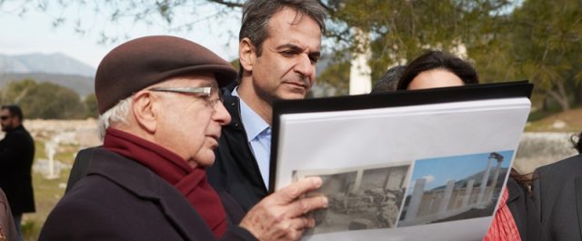 Μητσοτάκης: Καθήκον μας να κάνουμε την πατρίδα δυνατή και περήφανη