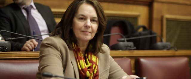 Ανεκχώρητο και ακατάσχετο το επίδομα ανεργίας – Διευκρινήσεις Παπανάτσιου στη Βουλή