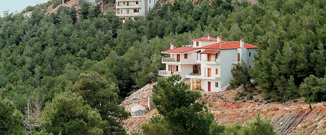 ΤΕΕ: Πρόστιμα μαμούθ από τα αυθαίρετα