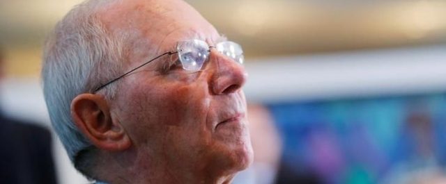 Ο Σόϊμπλε ειρωνεύεται τους Βρετανούς: “Ας τους πει κάποιους πως ζούμε στο 2017”
