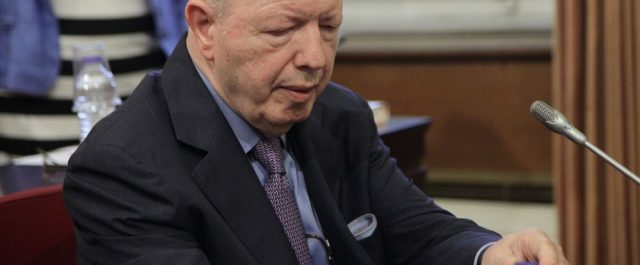 Τίτλοι τέλους στον ΔΟΛ- Το πρωτοσέλιδο και το άρθρο που ανακοινώνουν το κλείσιμο