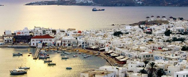 FAZ: Διεθνές ενδιαφέρον για αγορές εξοχικών κατοικιών στην Ελλάδα