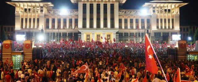 Άρχισε η δίκη 270 πραξικοπηματιών στην Τουρκία- Δικάζεται ερήμην και ο Γκιουλέν