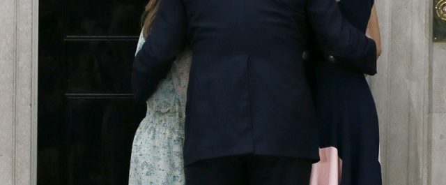 Associated Press: Οι εμβληματικές φωτογραφίες της χρονιάς του έφυγε…