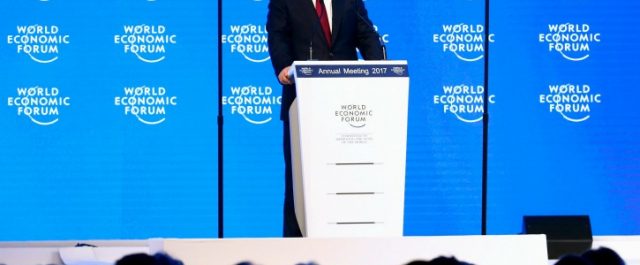 Κινέζος πρόεδρος: Υπερασπιστής της παγκοσμιοποίησης (!) με αιχμές κατά του Τραμπ