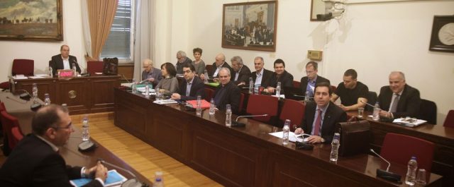 Στην Εισαγγελία του Αρείου Πάγου το πόρισμα της Εξεταστικής- Για ποιους χτυπάει η καμπάνα…