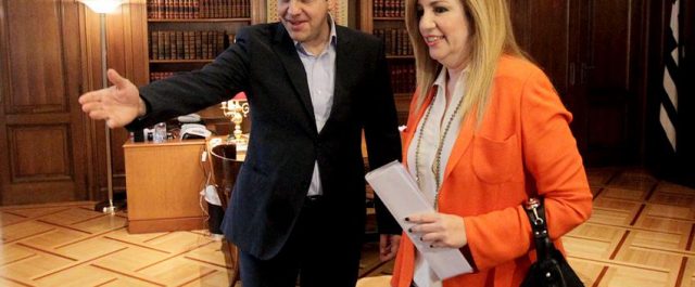 ‘Ανοιγμα…απλής αναλογικής από την κυβέρνηση στη Δημοκρατική Συμπαράταξη
