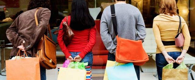 STOP από το ΣτΕ… στη λειτουργία καταστημάτων την Κυριακή