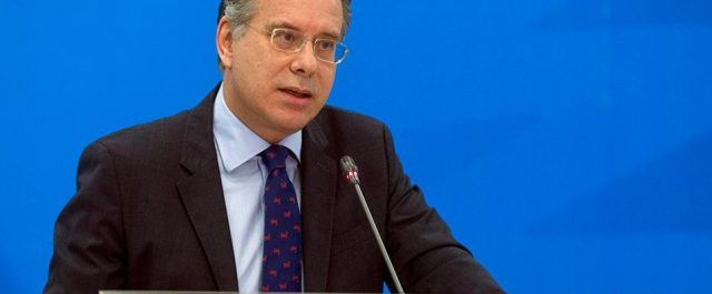 Κουμουτσάκος: Είναι απαράδεκτο η Άγκυρα να απειλεί με συνέπειες
