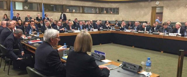 Δεν θα μεταβούν στη Γενεύη οι πρωθυπουργοί των εγγυητριών χωρών – Όλες οι εξελίξεις στη ιστορική διάσκεψη για το Κυπριακό
