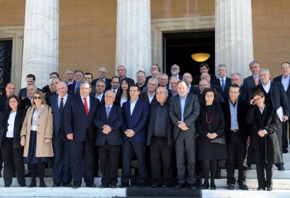 Οι υπουργοί στους…δρόμους- Το σχέδιο Μαξίμου για εκστρατεία σε όλη τη χώρα