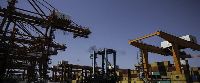 Εurobank: Πώς εξηγείται η μείωση των εξαγωγών στο 10μηνο