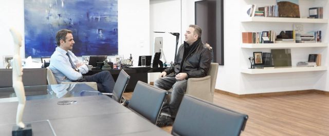Antinews.gr: Υποψήφιος ο Ρέμος ή ο Κυριάκος στο The Voice;