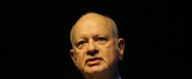 Αναδίπλωση Παπαδημητρίου: Δεν συζητάμε μείωση του αφορολόγητου