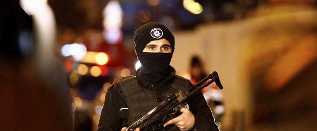 Κωνσταντινούπολη: Ανθρωποκυνηγητό για τη σύλληψη του «τρομοκράτη»