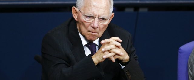 Handelsblatt: Το σχέδιο Σόϊμπλε για το ΔΝΤ και την Ελλάδα- Γιατί άλλαξε θέση…
