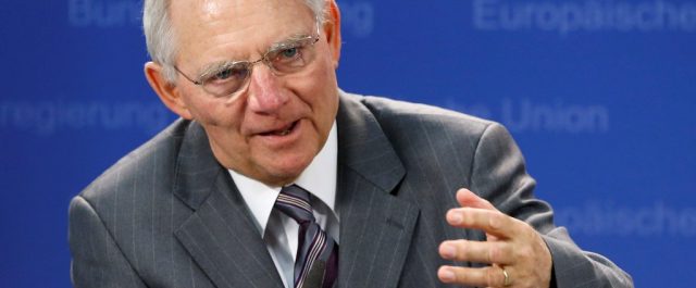 Ο Σόιμπλε προειδοποιεί τη Μέι να μην κάνει τη Βρετανία φορολογικό παράδεισο