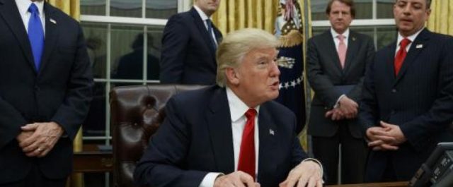 Ο Τράμπ έβγαλε τις ΗΠΑ από την TPP και έπεται συνέχεια