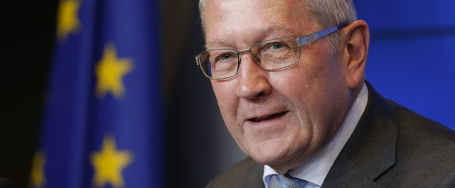 Ρέγκλινγκ: Εάν τηρηθούν τα συμφωνηθέντα δεν θα χρειαστεί 4ο πρόγραμμα για την Ελλάδα