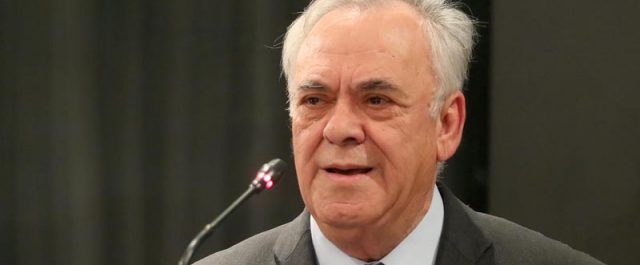 Δραγασάκης: Δεν μπορεί η Ελλάδα να πληρώνει τις αποκλίνουσες απόψεις μεταξύ των θεσμών