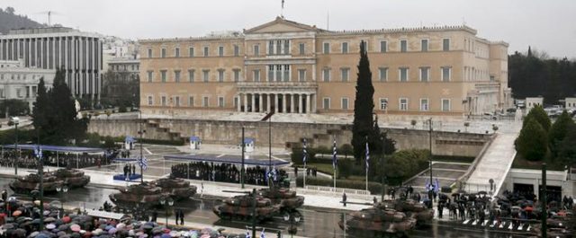 Die Welt: Ελλάδα και Εσθονία δαπανούν τα περισσότερα για εξοπλιστικά