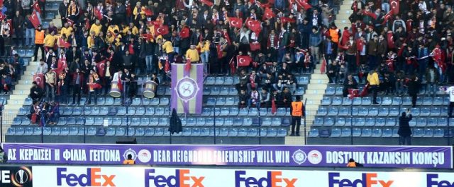 “Ας κερδίσει η φιλία, αγαπητέ γείτονα” – Επίθεση φιλίας από τους Τούρκους φιλάθλους