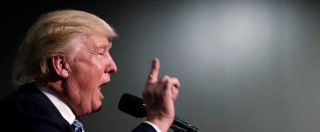 FT: Θα ανατρέψουν τον Τραμπ ή θα καταστρέψει το “βαθύ κράτος”;