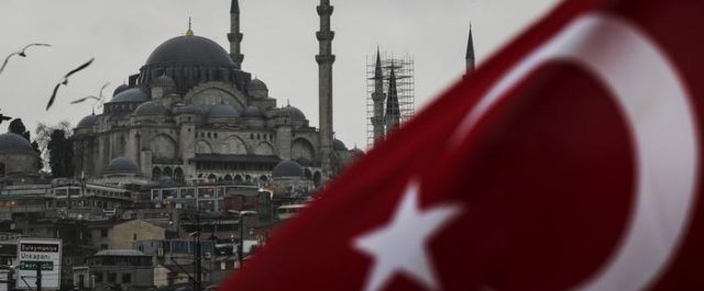 Στις 16 Απριλίου το δημοψήφισμα για τις υπεραρμοδιότητες Ερντογάν- Διχασμένη η Τουρκία