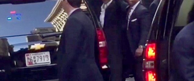 “Αποθέωση” Rock star για τον Ομπάμα στο Μανχάταν [εικόνες]