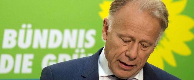 Πράσινοι: Ψεύδονται Μέρκελ και Σόϊμπλε, πρέπει να γίνει κούρεμα του ελληνικού χρέους