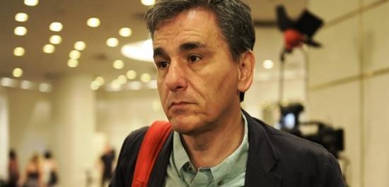 Πυρετώδεις επαφές Τσακαλώτου