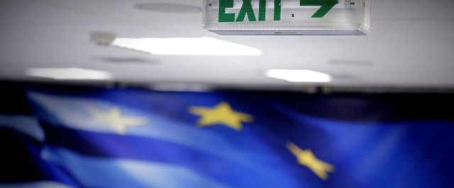 Die Welt: Καταστροφικό ένα Grexit για την Ευρωζώνη