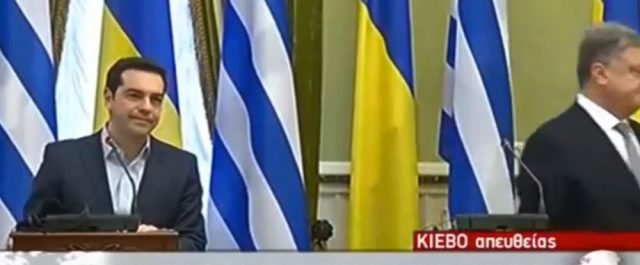 Πρώτος ο Ποροσένκο άφησε τον Τσίπρα για να πιει νερό!