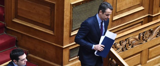 Δεν σταματούν ούτε το Σαββατοκύριακο! “Πόλεμος ανακοινώσεων” ΣΥΡΙΖΑ- ΝΔ