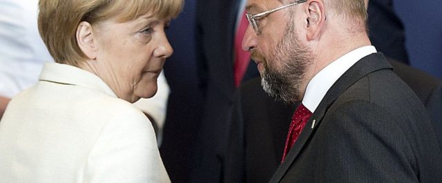 Σκληρή δημοσκοπική μάχη Μέρκελ- Σουλτς: Ισοπαλία σε νέα μέτρηση