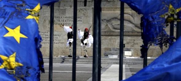 Economist: Πόσο πιθανό και πότε είναι ένα Grexit