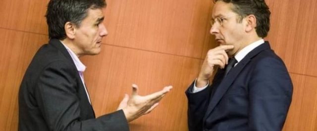 Κρίσιμη συνάντηση Τσακαλώτου με Θεσμούς στις Βρυξέλλες για συμβιβαστική λύση