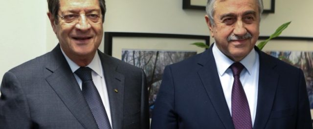 Αποχώρησε από τις συνομιλίες ο Ακκιντζί- Ποιους όρους θέτει ο Αναστασιάδης