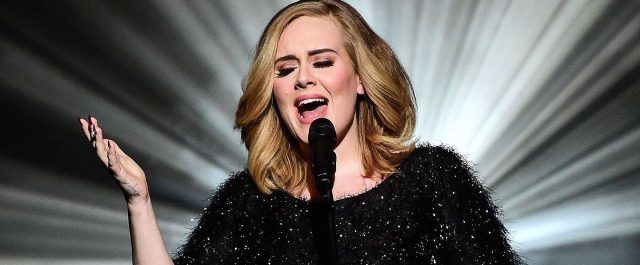 Αντέλ: 625.000 $ τη βραδιά, 14,4 εκατ. σε ενάμισι χρόνο!