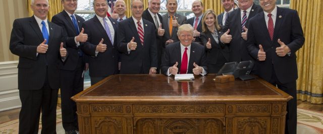 Ντόναλντ Τραμπ: “Εχθροί των Αμερικανών” τα Μέσα Ενημέρωσης- Νέα επίθεση