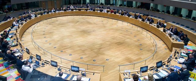 Eurogroup: Αλλαγή κλίματος λόγω Σόϊμπλε αλλά και χαμηλές προσδοκίες