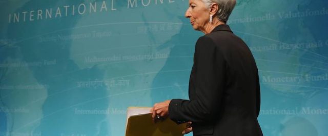 Αιχμηρό κείμενο με τις θέσεις ΥΠΟΙΚ και ΤτΕ θα παρουσιάσει ο εκπρόσωπος της Ελλάδας στο ΔΝΤ